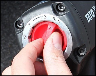Pneumatický rázový utahovák 1/2", 1356 Nm - YT-0953