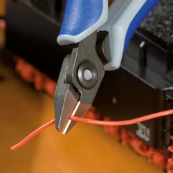 Přesné boční štípací kleště na elektroniku brunýrované 125 mm  - 7932125