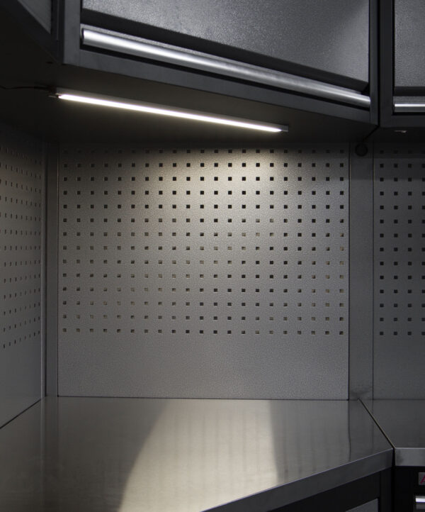 Osvětlení dílenského nábytku PROFI - 2x LED panel 8W s adaptérem a propojkou - LED8WBAL2
