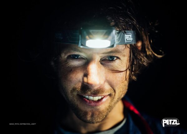 Čelovka PETZL Tikkina, šedá, 300 lm - E060AA00